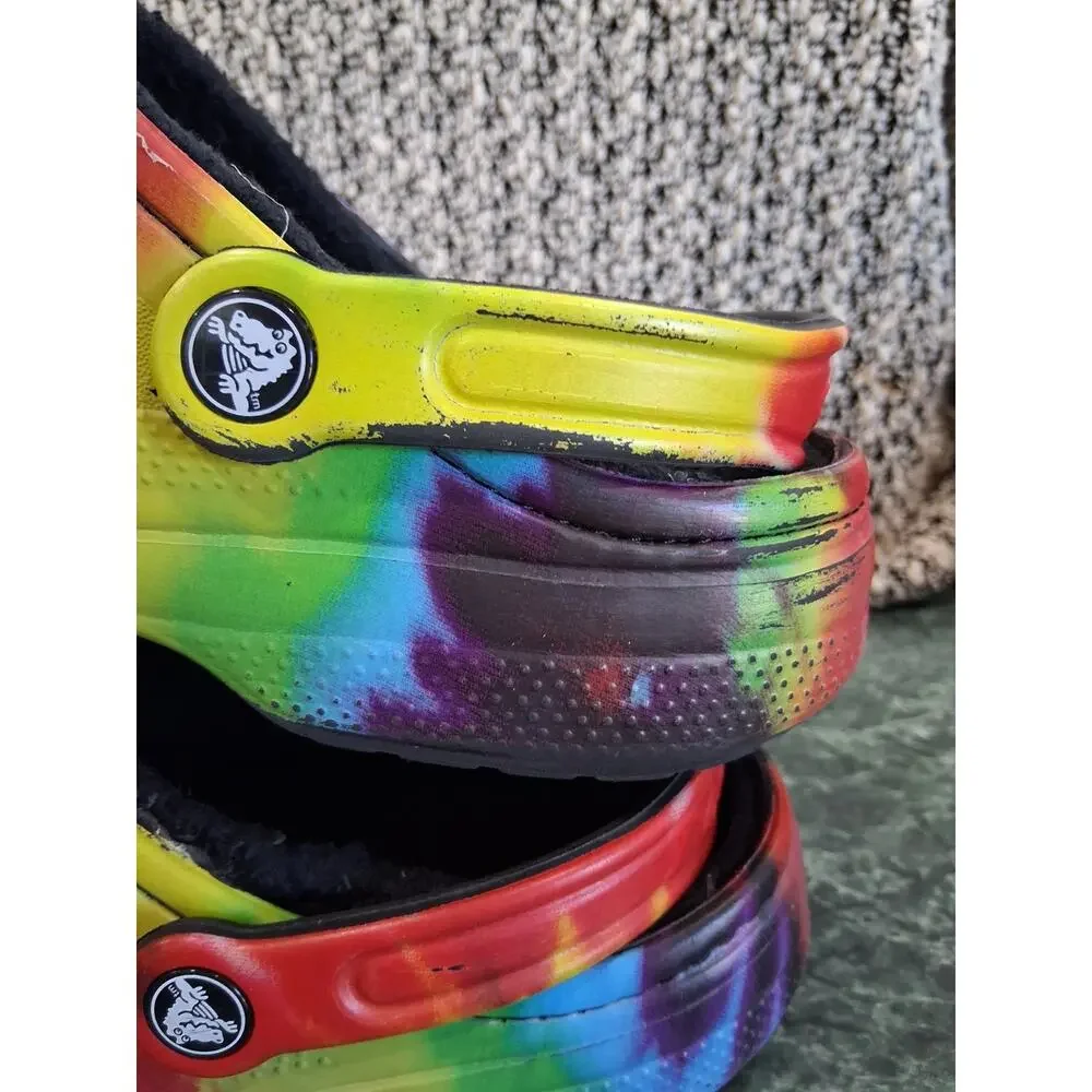 Crocs Unisex Classic Lined Slip On Clog Mens Sz 10 Tie Dye Multicolor Fuzzy Sole